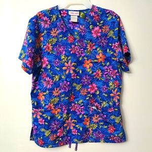 Scrub top